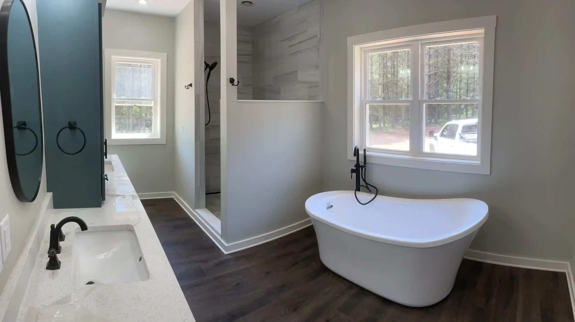 Bell project dining area with custom millwork and professional construction