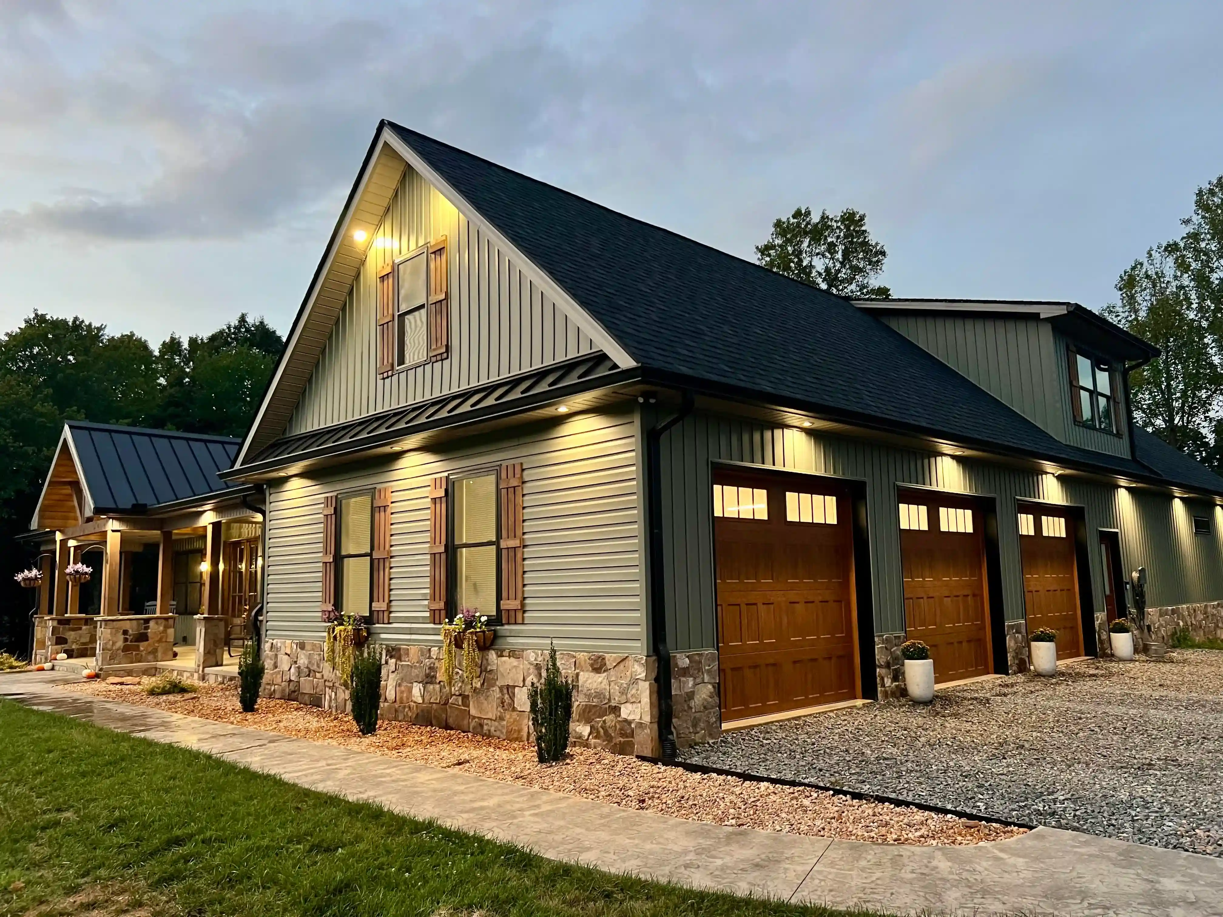 Oakley custom home exterior showcasing modern farmhouse design and professional craftsmanship